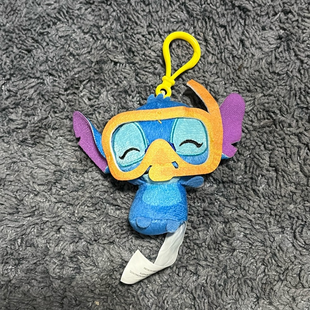 NWT Disney’s Stitch with a snorkel keychain